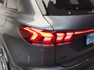 AUDI Q6 - 10