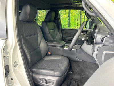 TOYOTA LAND CRUISER 250 - 8