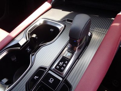 صورة مصغرة 31 لـ 2023 Lexus RX