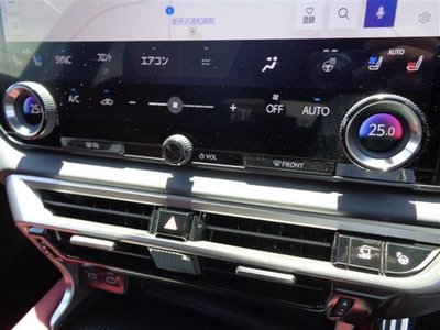 صورة مصغرة 26 لـ 2023 Lexus RX