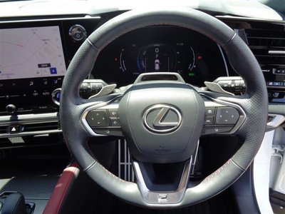 صورة مصغرة 38 لـ 2023 Lexus RX