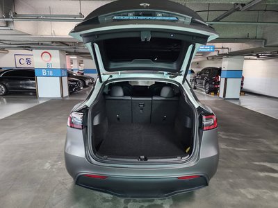 2022 Tesla MODEL Y thumbnail 17