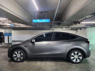 2022 Tesla MODEL Y thumbnail 13