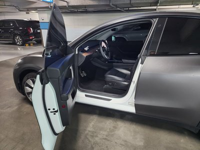 2022 Tesla MODEL Y thumbnail 12