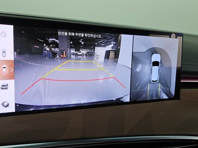 2026 Genesis GV70 — миниатюра 21