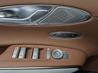 2026 Genesis GV70 — миниатюра 27