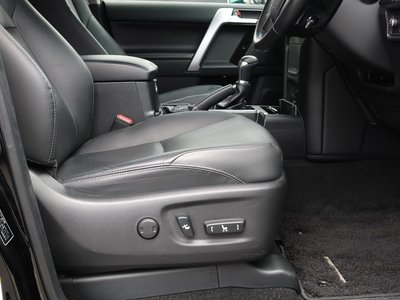 2021 Toyota LAND CRUISER PRADO 缩略图 12