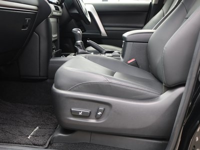 2021 Toyota LAND CRUISER PRADO 缩略图 14