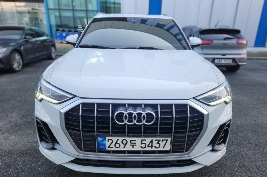 AUDI Q3 - View 1