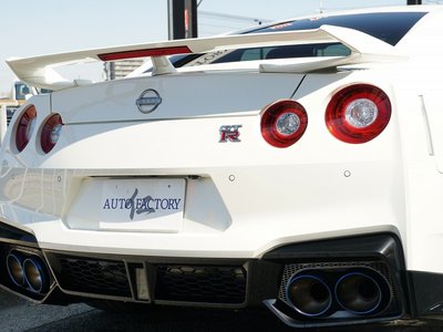 NISSAN GT-R - 6