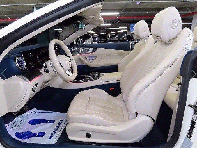 MERCEDES-BENZ E-CLASS - View 1