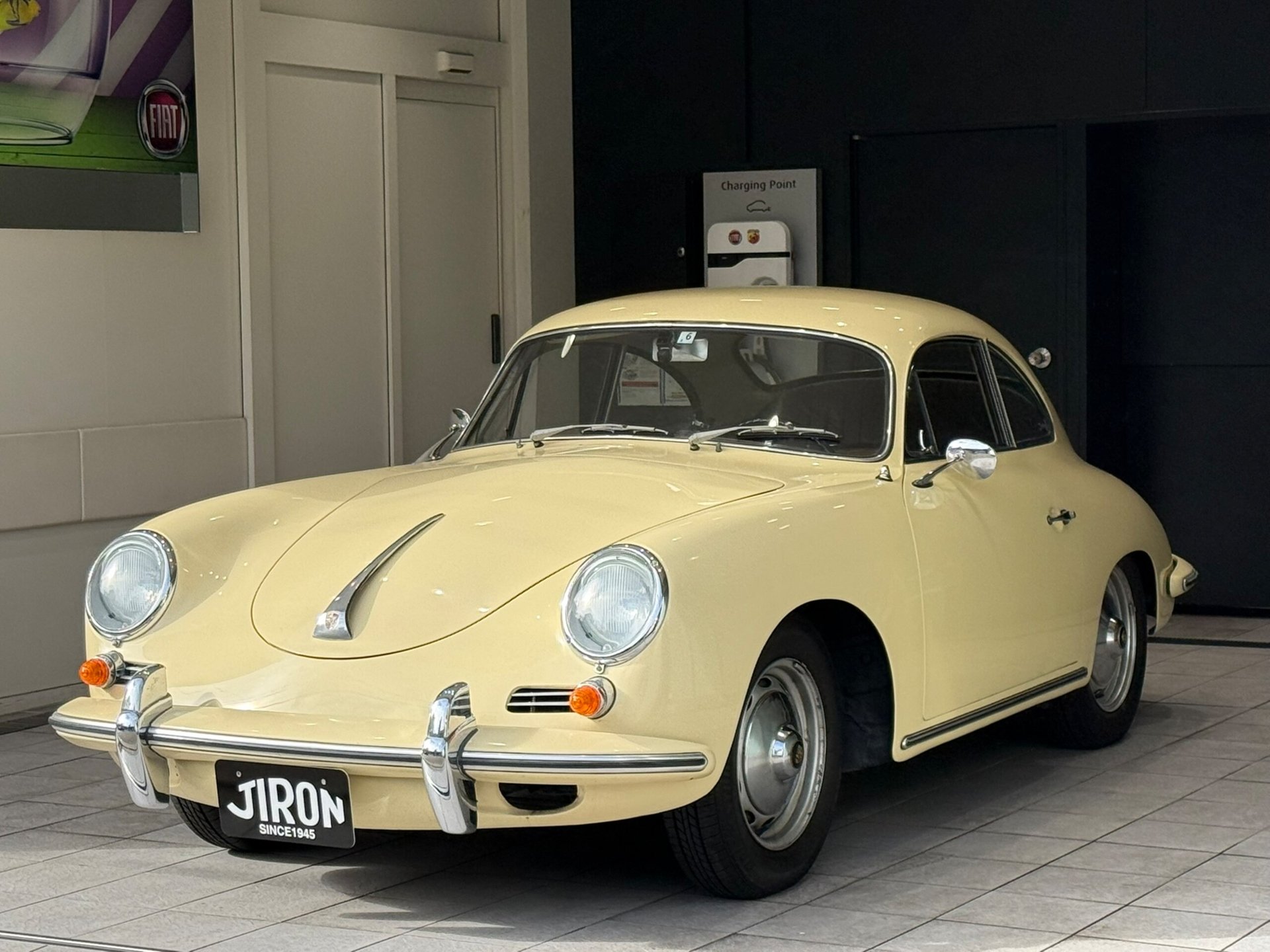 PORSCHE 356 - View 1