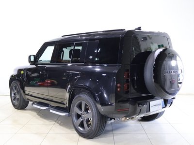 LAND ROVER DEFENDER - 2