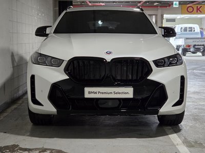 2025 BMW X6 photo 2