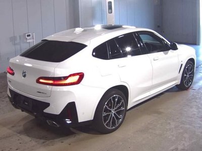 2023 BMW X4 照片 2