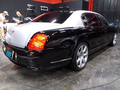 BENTLEY CONTINENTAL - 6