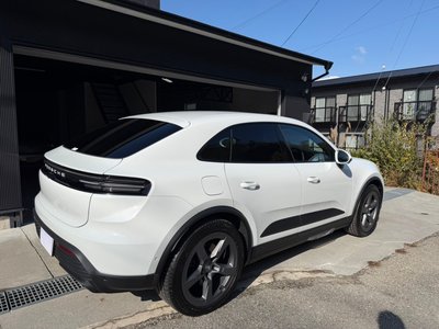 PORSCHE MACAN - 6