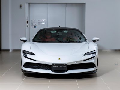 FERRARI SF90 STRADALE - 8