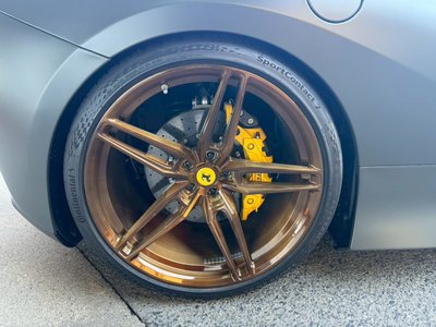 FERRARI F8 TRIBUTO - 2