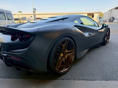 FERRARI F8 TRIBUTO - 6