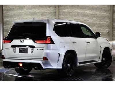 LEXUS LX - 8