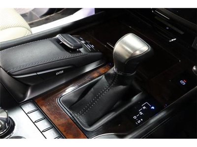 2016 Lexus LX 缩略图 31