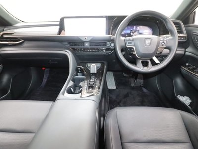 TOYOTA CROWN SPORT - 4