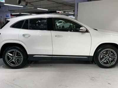MERCEDES-BENZ GLA - 9