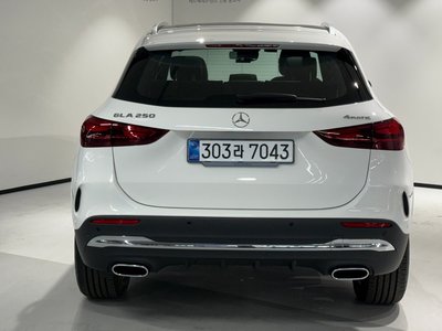 MERCEDES-BENZ GLA - 5