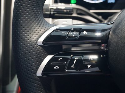 صورة مصغرة 58 لـ 2026 Mercedes-BENZ GLC