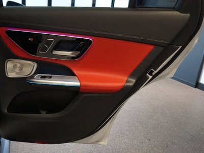 صورة مصغرة 35 لـ 2026 Mercedes-BENZ GLC