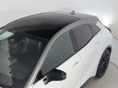 2025 Toyota CROWN SPORT photo 7