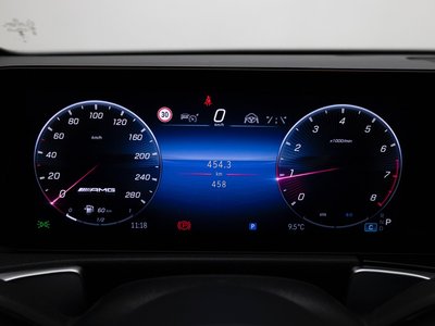 MERCEDES-BENZ GLB - 8