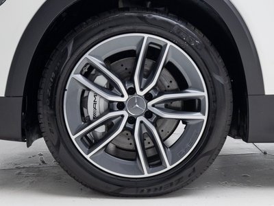 MERCEDES-BENZ GLB - 4