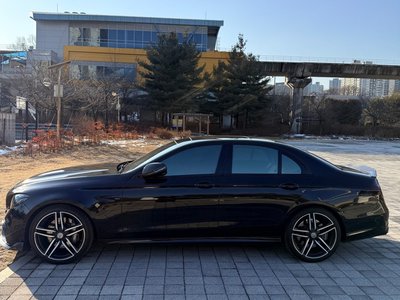 MERCEDES-BENZ E-CLASS - 5