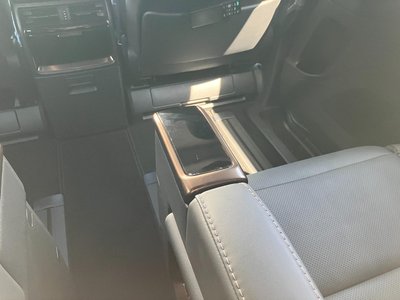 2025 Toyota ALPHARD 缩略图 36