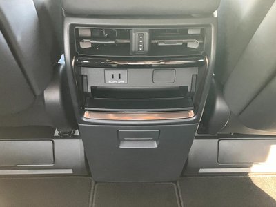 2025 Toyota ALPHARD 缩略图 42