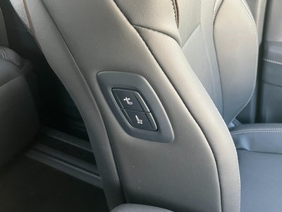 2025 Toyota ALPHARD 缩略图 30