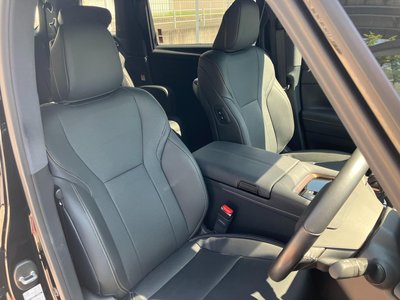 2025 Toyota ALPHARD — фото 4