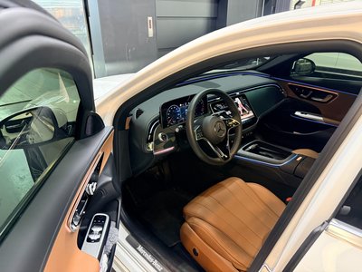 MERCEDES-BENZ E-CLASS - 1