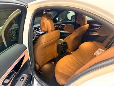 MERCEDES-BENZ E-CLASS - 9