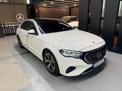 MERCEDES-BENZ E-CLASS - 6