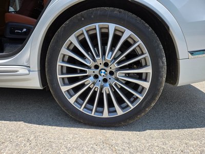 2023 BMW X7 缩略图 19