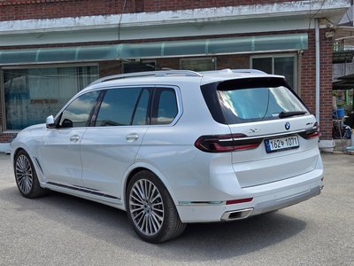 BMW X7 - 6