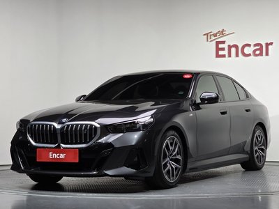 صورة 1 لـ 2024 BMW I5