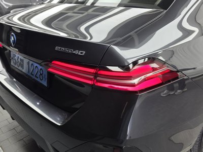 2024 BMW I5 — миниатюра 11