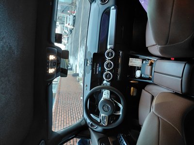 MERCEDES-BENZ GLB - 4