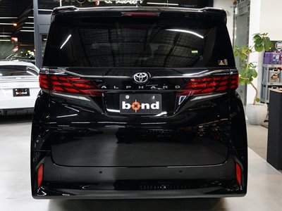 TOYOTA ALPHARD - 10