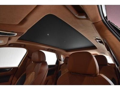 2023 Bentley BENTAYGA — миниатюра 43
