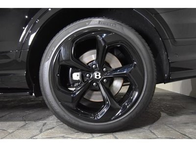 2023 Bentley BENTAYGA — миниатюра 11